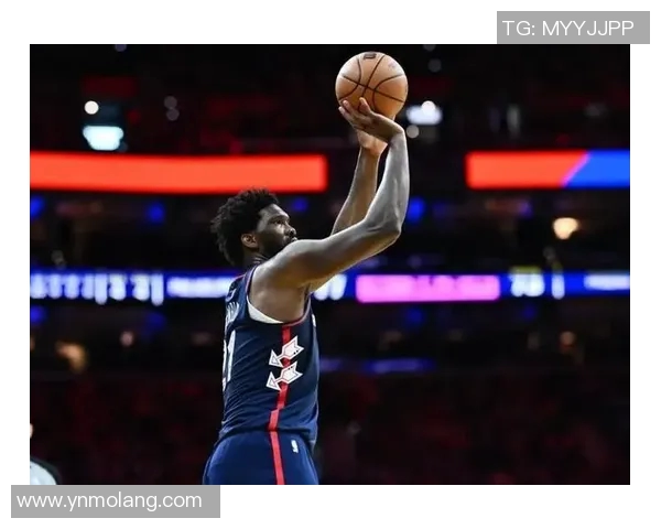 乔尔恩比德的篮球之路与未来展望:从新星到联盟巨星的蜕变与挑战 乔尔恩比德的篮球之路与未来展望:从新星到联盟巨星的蜕变与挑战